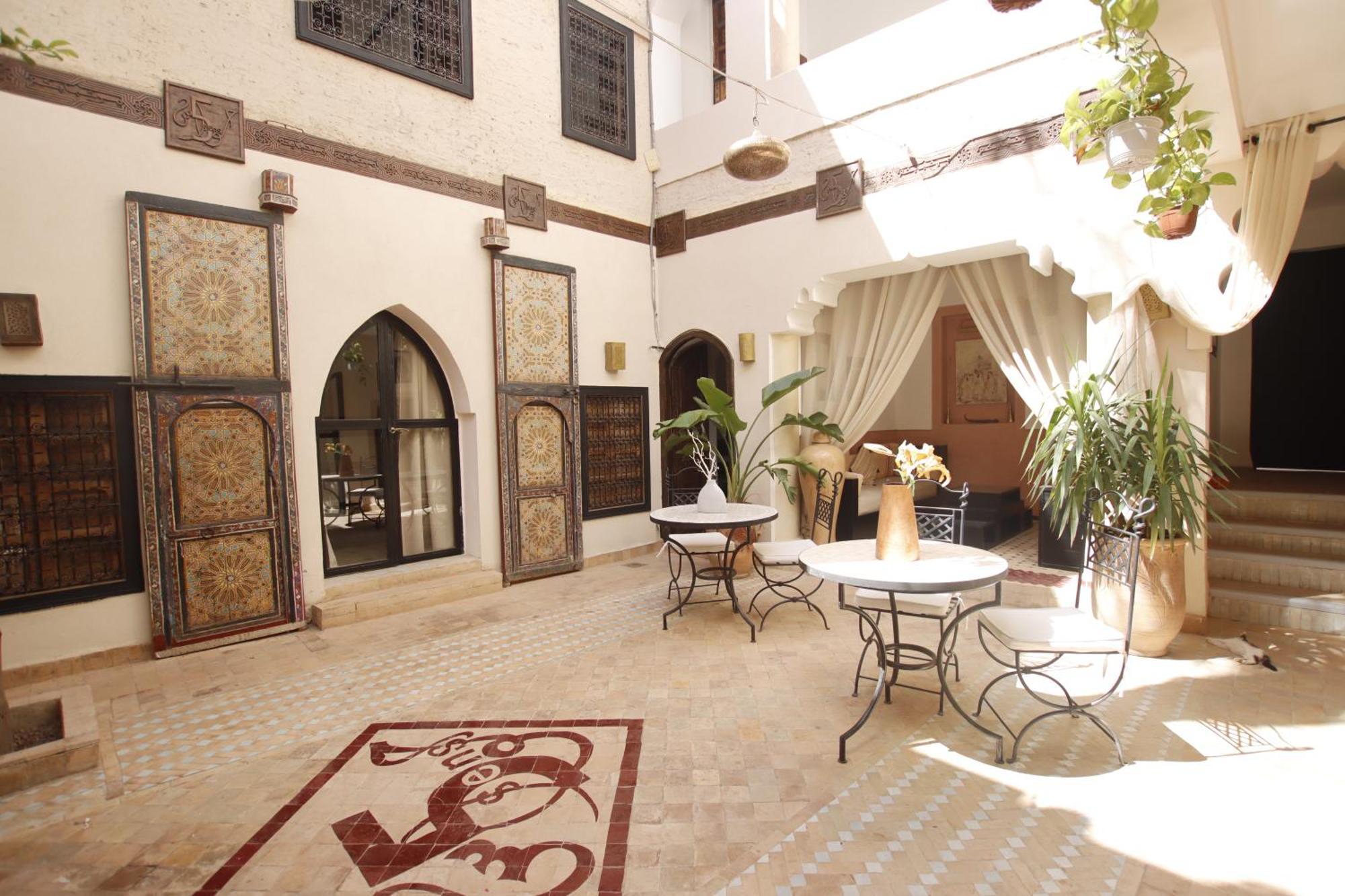 Riad 5 Sens مراكش المظهر الخارجي الصورة